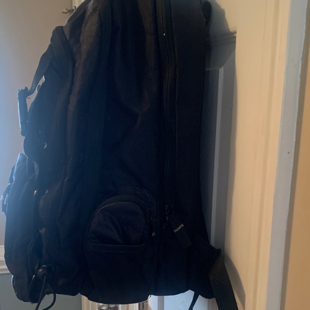 Targus Black Multi-Compartment Backpack - Picture 3 of 11